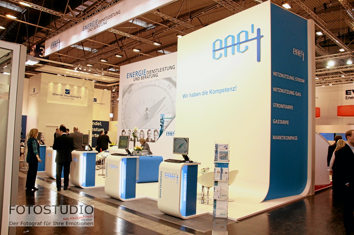 Business06_16_C
