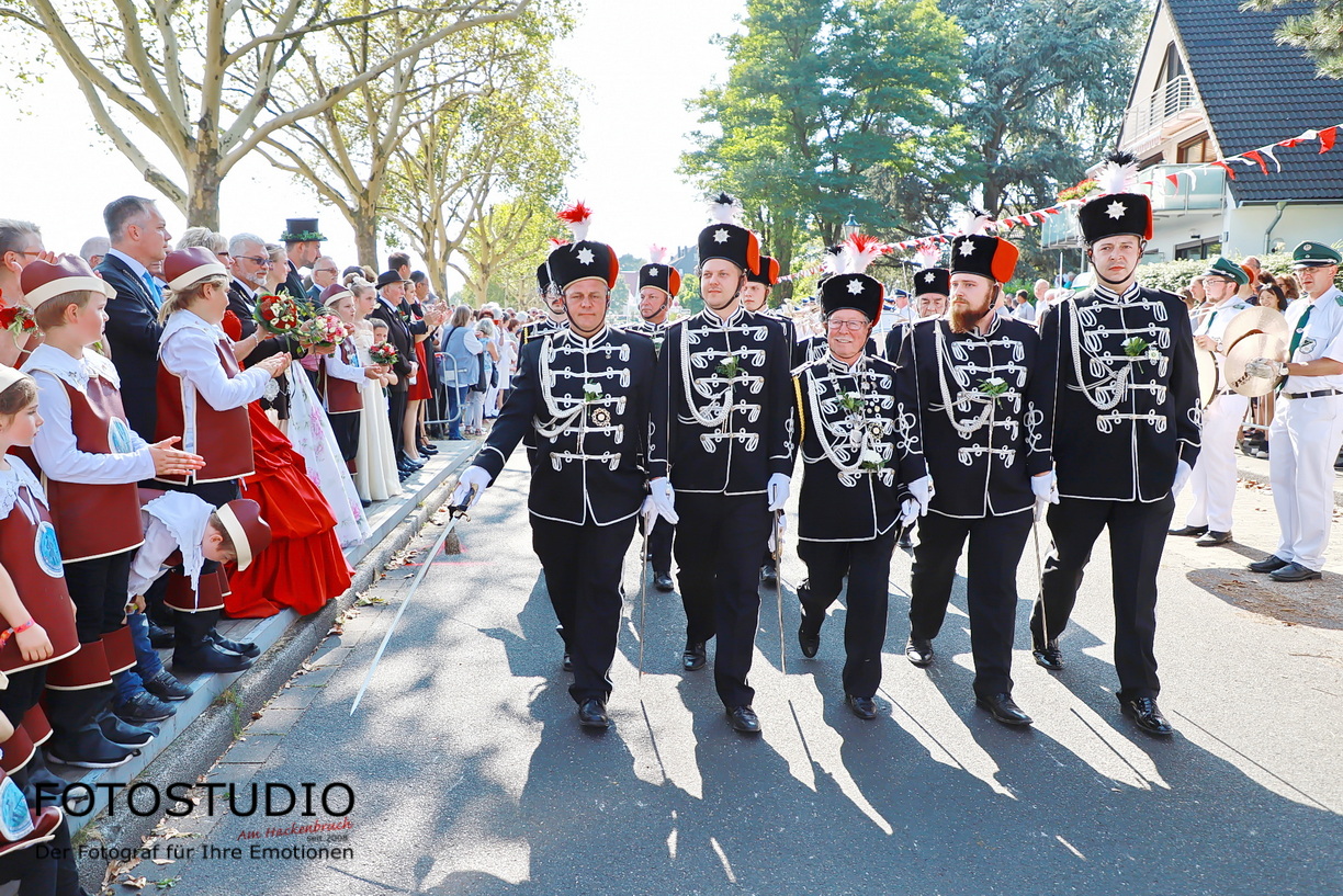 Verein02_25_C